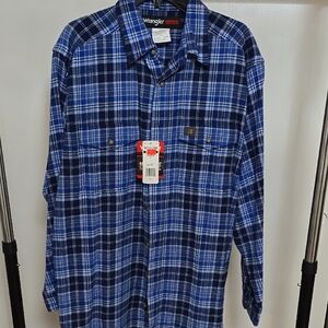 Wrangler Men's Blue Plaid Shirt